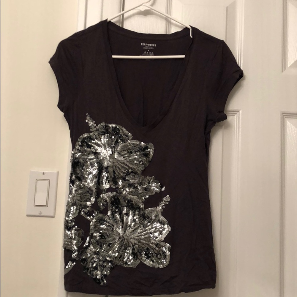 ⭐️Express Sequin Short Sleeve Tshirt